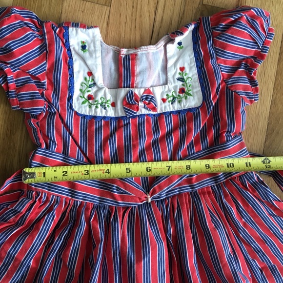 Vintage Embroidered Dress - Picture 7 of 9